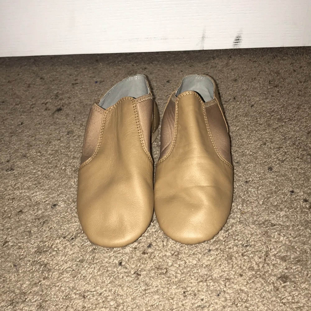 Tan jazz shoes